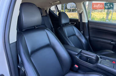 Хетчбек Lexus CT 2015 в 