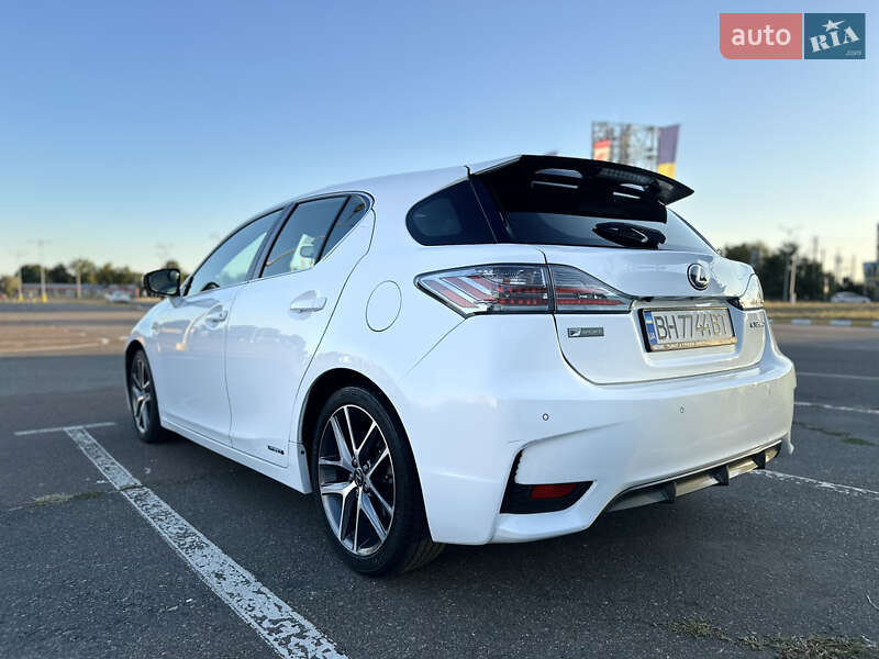 Lexus CT 2014