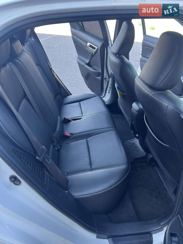 Хэтчбек Lexus CT 2015 в Киеве