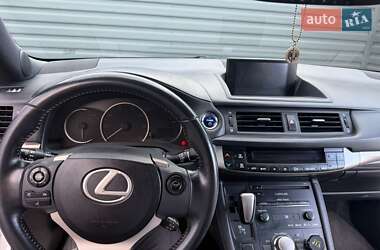 Хэтчбек Lexus CT 2014 в Южноукраинске