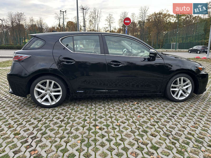 Хэтчбек Lexus CT 2014 в Харькове