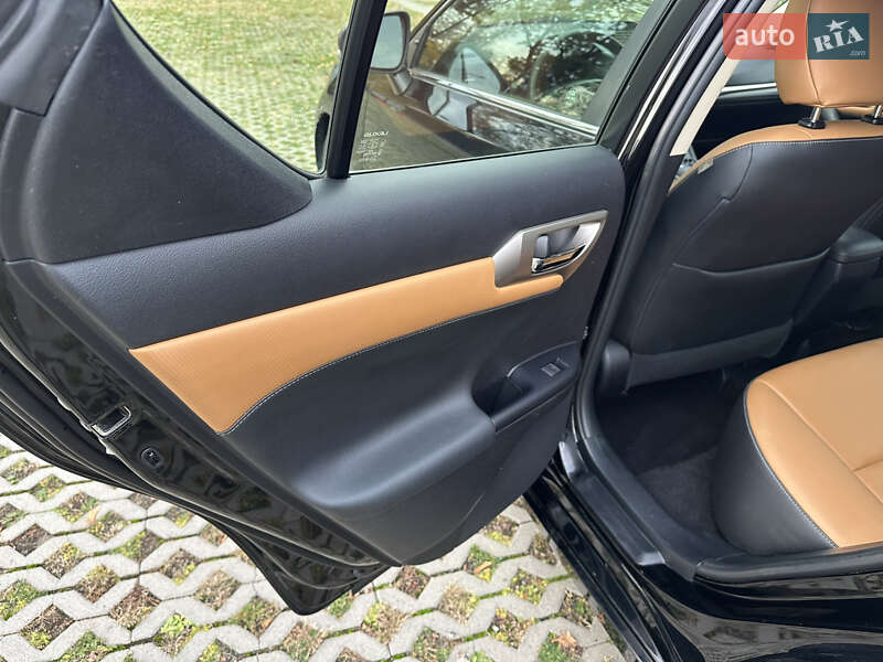 Хэтчбек Lexus CT 2014 в Харькове