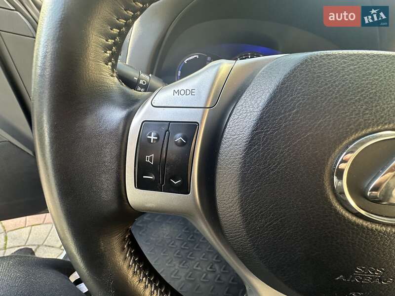 Хэтчбек Lexus CT 2013 в Одессе фото 31 Хэтчбек Lexus CT 2013 в Одессе