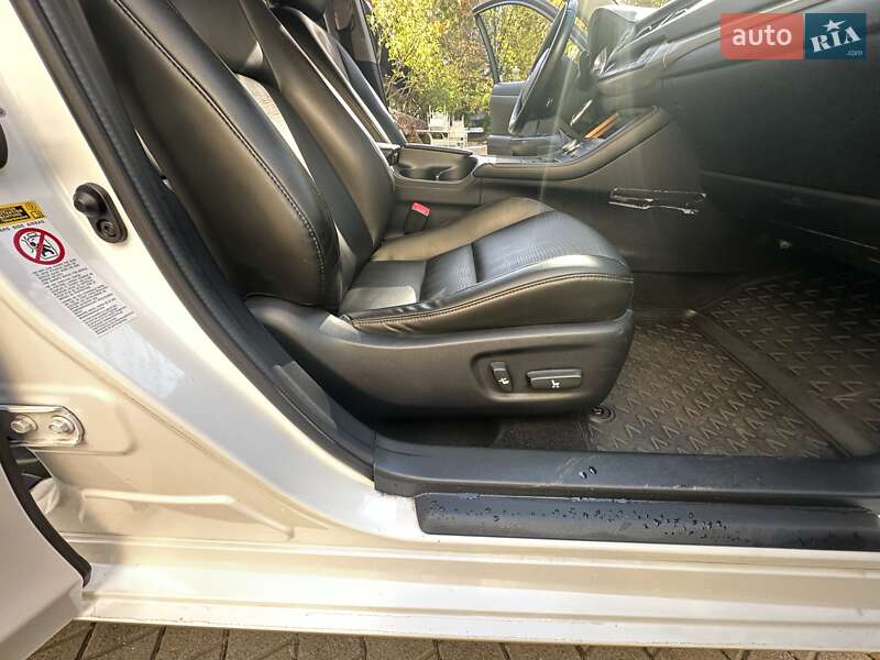 Хэтчбек Lexus CT 2013 в Одессе фото 37 Хэтчбек Lexus CT 2013 в Одессе