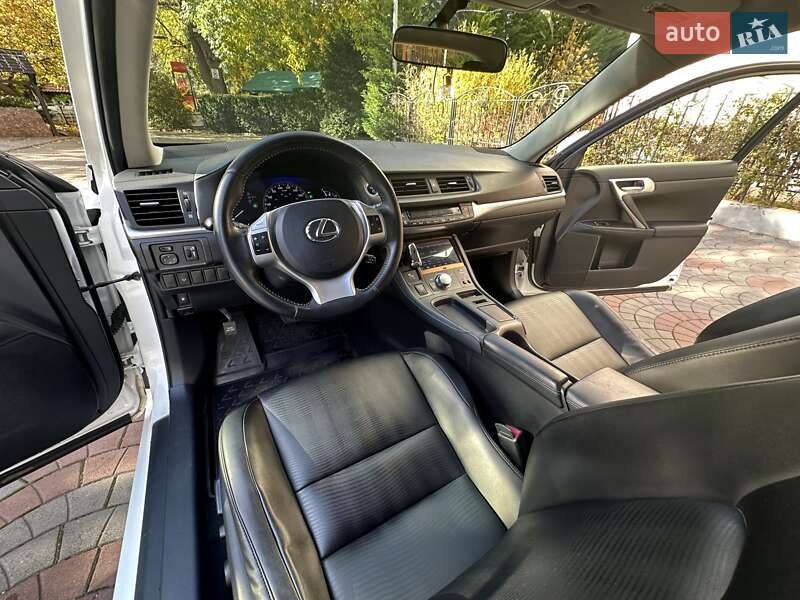 Хэтчбек Lexus CT 2013 в Одессе фото 39 Хэтчбек Lexus CT 2013 в Одессе