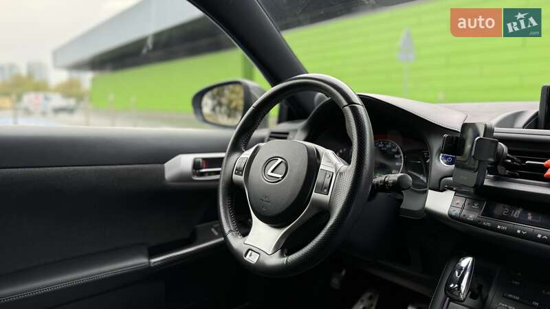Хетчбек Lexus CT 2012 в Києві