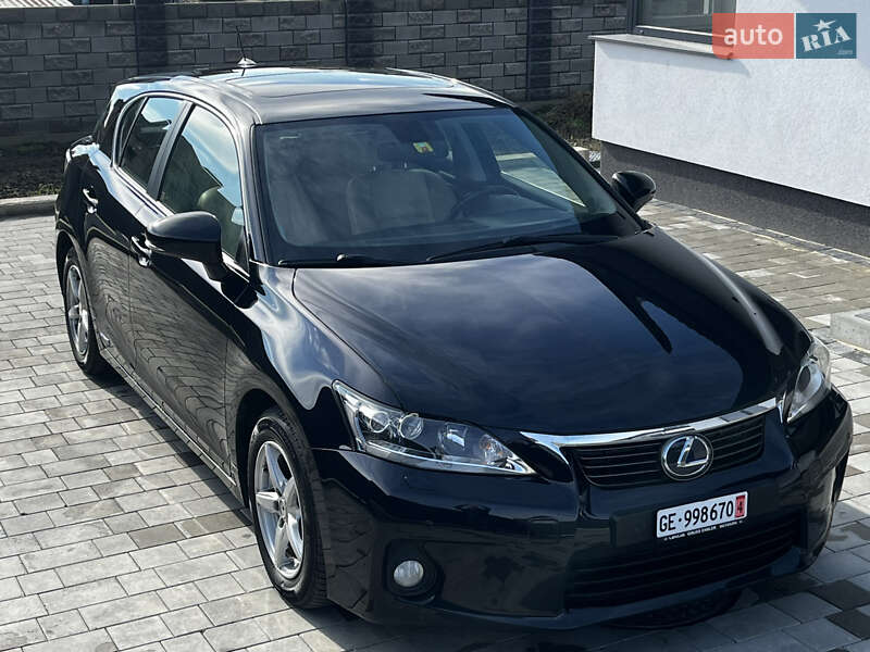 Хетчбек Lexus CT 2011 в Луцьку