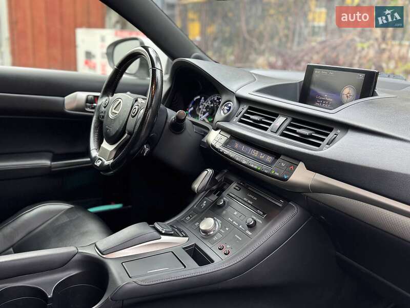Хэтчбек Lexus CT 2016 в Одессе