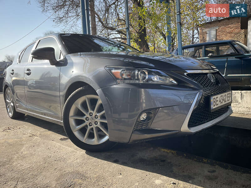 Хэтчбек Lexus CT 2013 в Николаеве