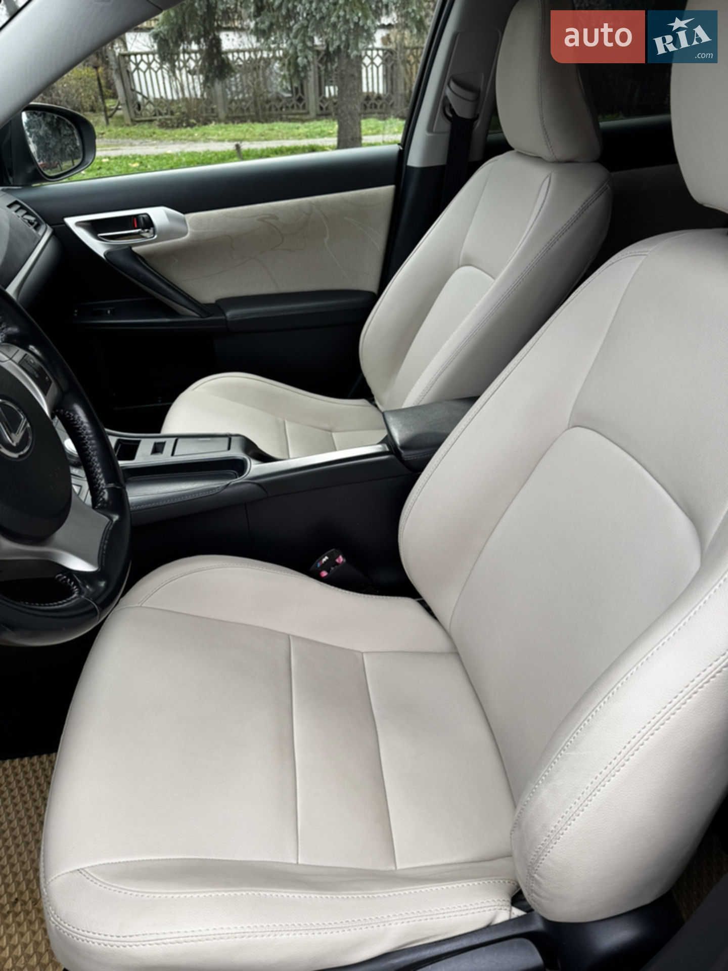 2011 Lexus CT - мініатюра 24