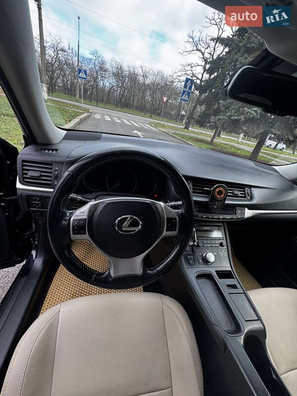 Хэтчбек Lexus CT 2011 в Николаеве