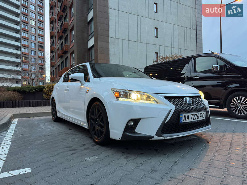 Хэтчбек Lexus CT 2014 в Киеве фото 5 Хэтчбек Lexus CT 2014 в Киеве