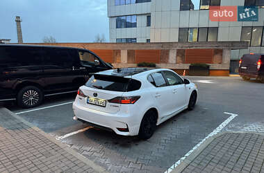 Хэтчбек Lexus CT 2014 в Киеве