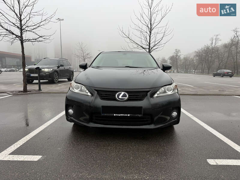 Хетчбек Lexus CT 2011 в Києві фото Хетчбек Lexus CT 2011 в Києві