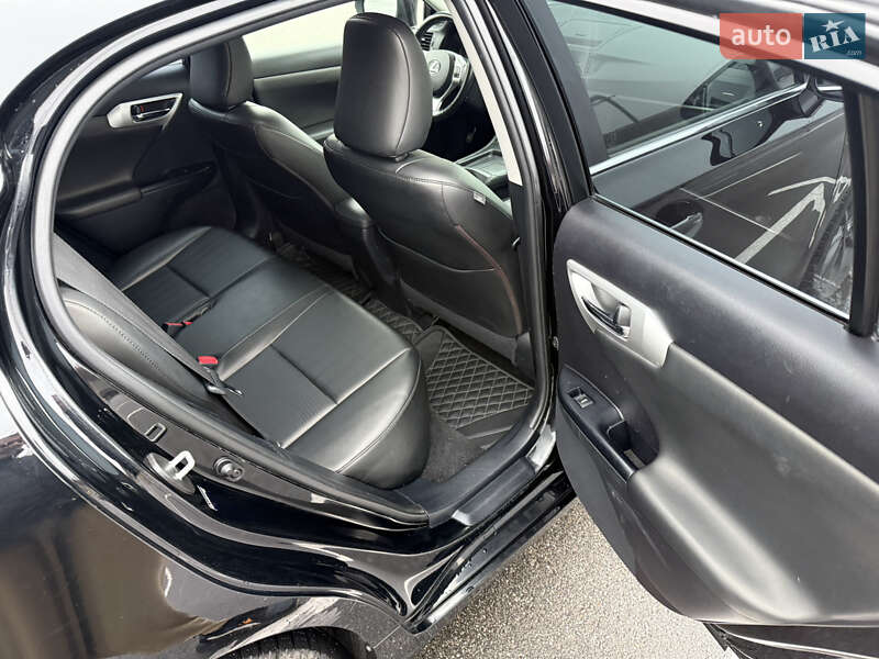 Хетчбек Lexus CT 2011 в Києві фото 11 Хетчбек Lexus CT 2011 в Києві