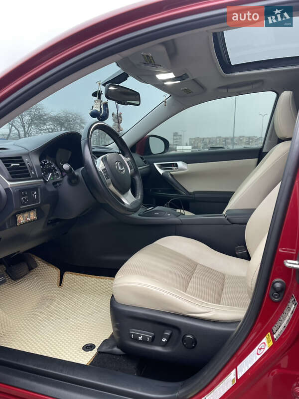 Хэтчбек Lexus CT 2011 в Одессе