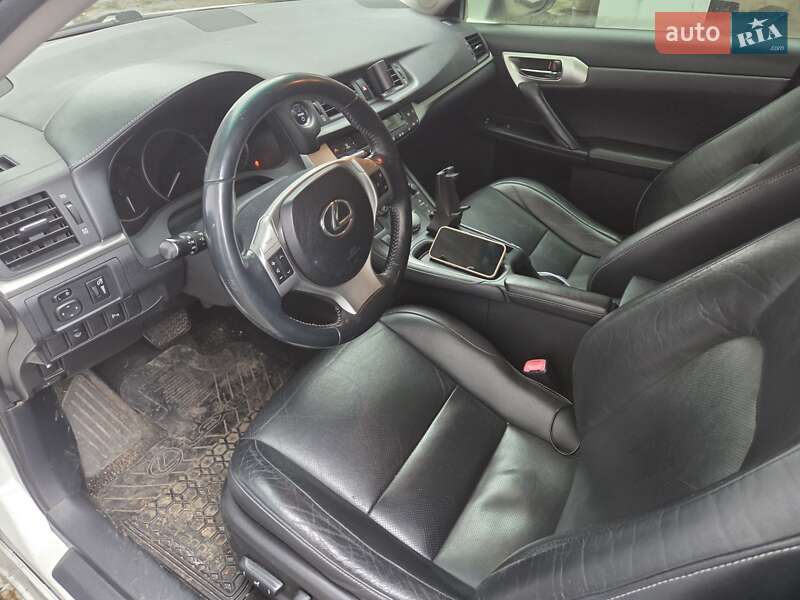 Хэтчбек Lexus CT 2012 в Одессе