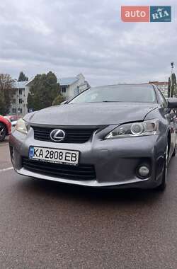 Хэтчбек Lexus CT 2013 в Киеве