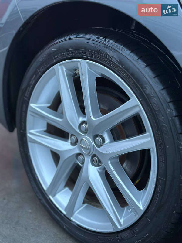 Хэтчбек Lexus CT 2015 в Киеве фото 15 Хэтчбек Lexus CT 2015 в Киеве