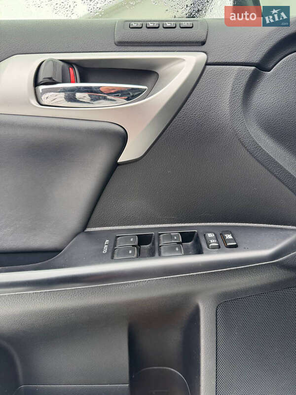 Хетчбек Lexus CT 2013 в Львові