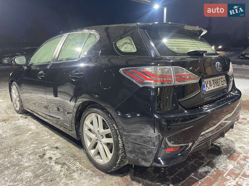 Хэтчбек Lexus CT 2014 в Киеве