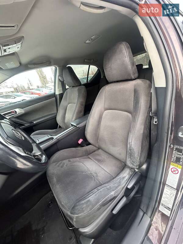 Хэтчбек Lexus CT 2011 в Одессе