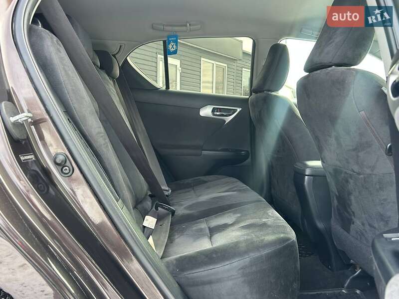 Хэтчбек Lexus CT 2011 в Одессе