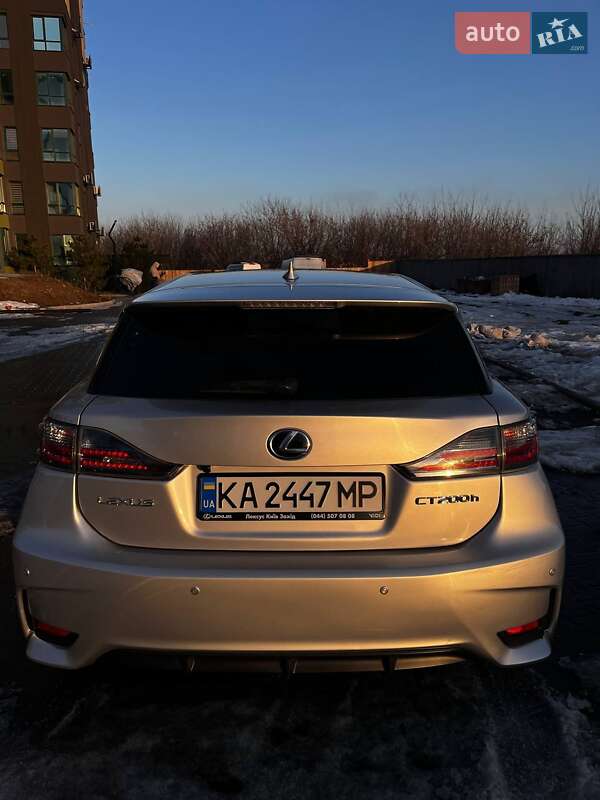 Хетчбек Lexus CT 2015 в Києві