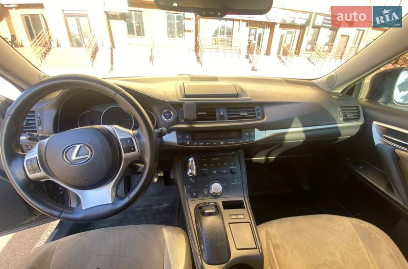 Хэтчбек Lexus CT 2011 в Киеве