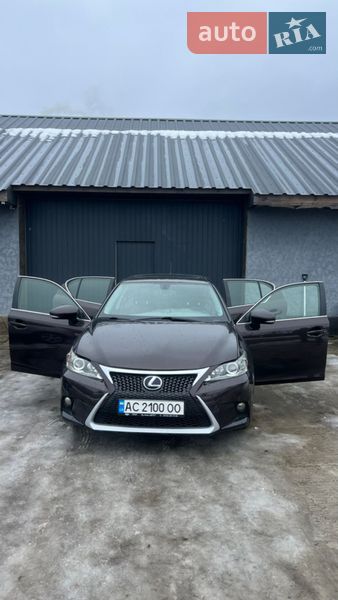 Хэтчбек Lexus CT 2011 в Луцке