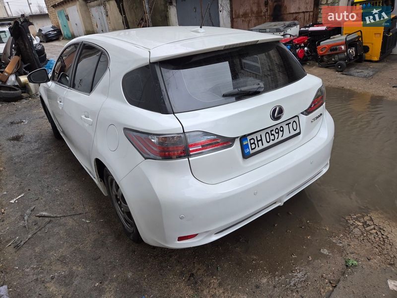 Хэтчбек Lexus CT 2012 в Одессе