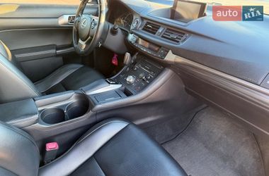 Хэтчбек Lexus CT 2014 в Южноукраинске
