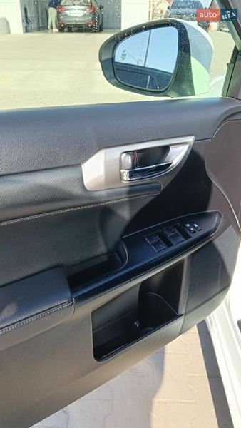 Хэтчбек Lexus CT 2016 в Виннице
