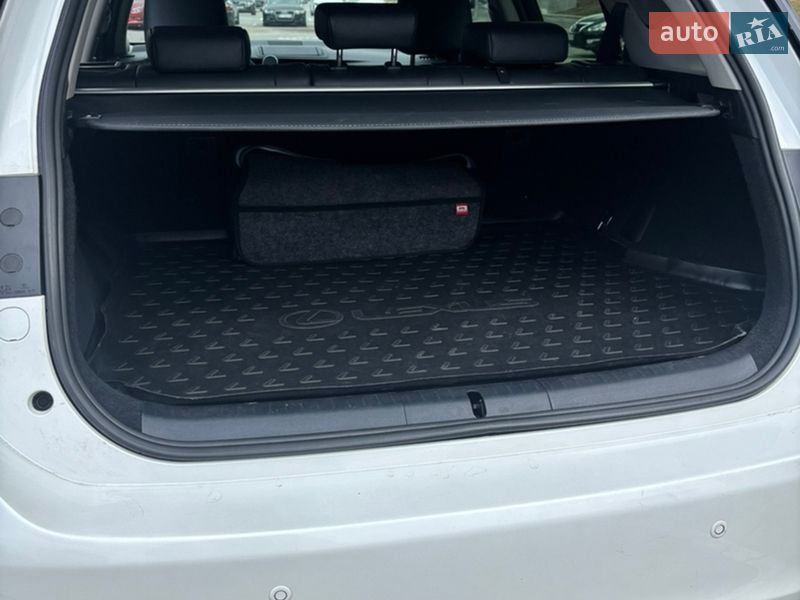 Хетчбек Lexus CT 2011 в Києві фото 15 Хетчбек Lexus CT 2011 в Києві