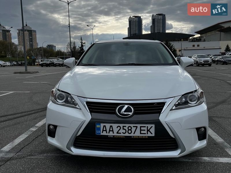 Хэтчбек Lexus CT 2014 в Киеве фото 2 Хэтчбек Lexus CT 2014 в Киеве