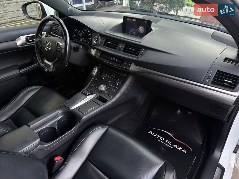 Хэтчбек Lexus CT 2016 в Одессе
