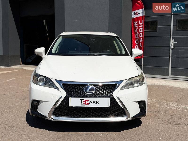 Хетчбек Lexus CT 2016 в Києві