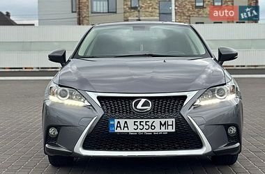Хэтчбек Lexus CT 2017 в Киеве