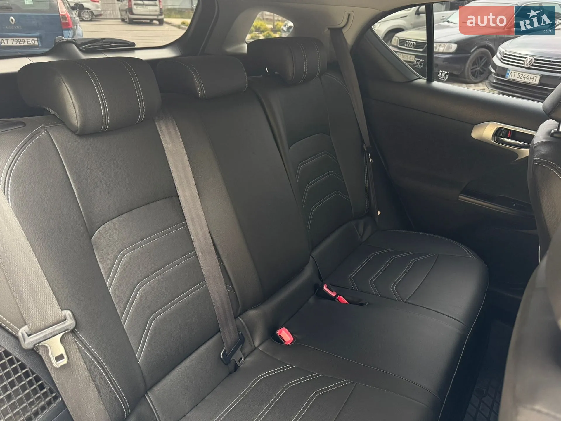 2011 Lexus CT - мініатюра 21
