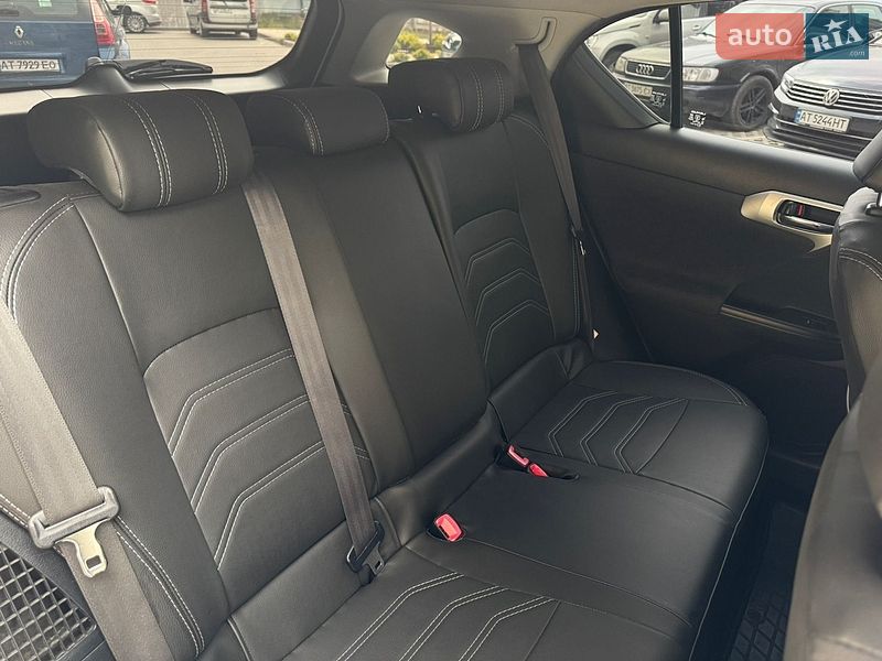 Хэтчбек Lexus CT 2011 в Ивано-Франковске