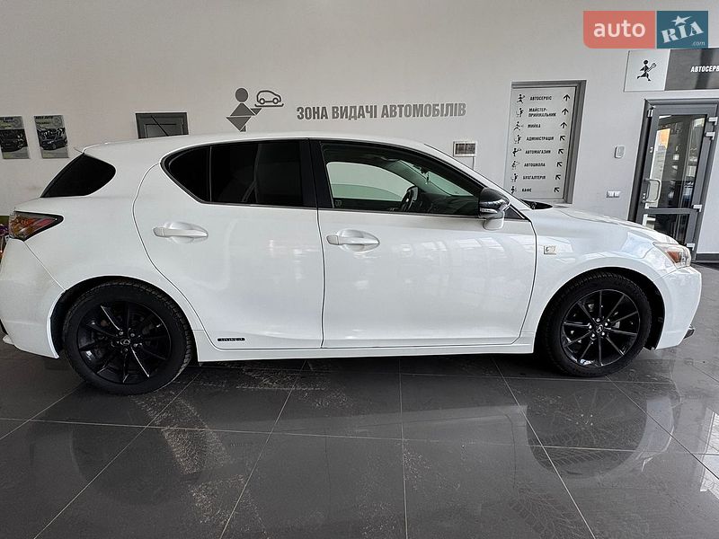 Хэтчбек Lexus CT 2012 в Львове фото 8 Хэтчбек Lexus CT 2012 в Львове
