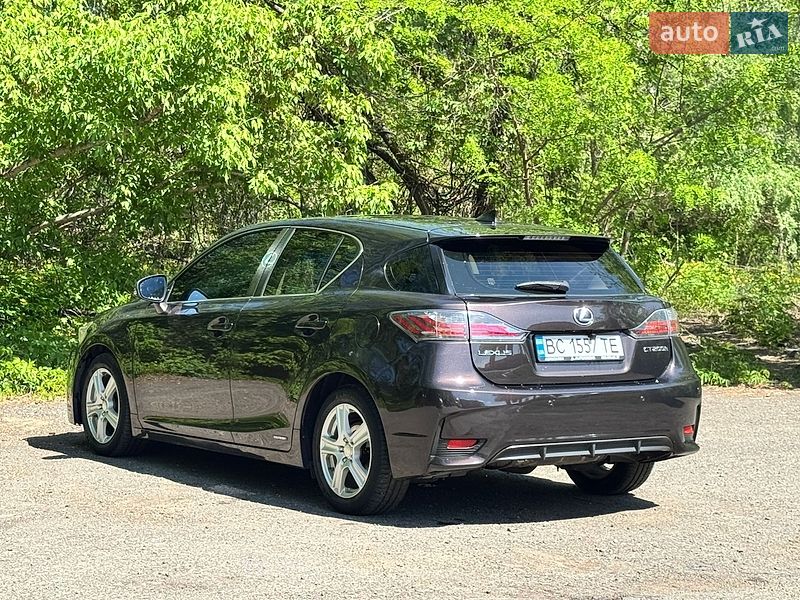 Хетчбек Lexus CT 2014 в Києві фото 5 Хетчбек Lexus CT 2014 в Києві