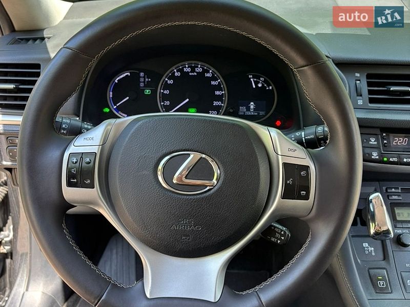Хэтчбек Lexus CT 2011 в Ужгороде