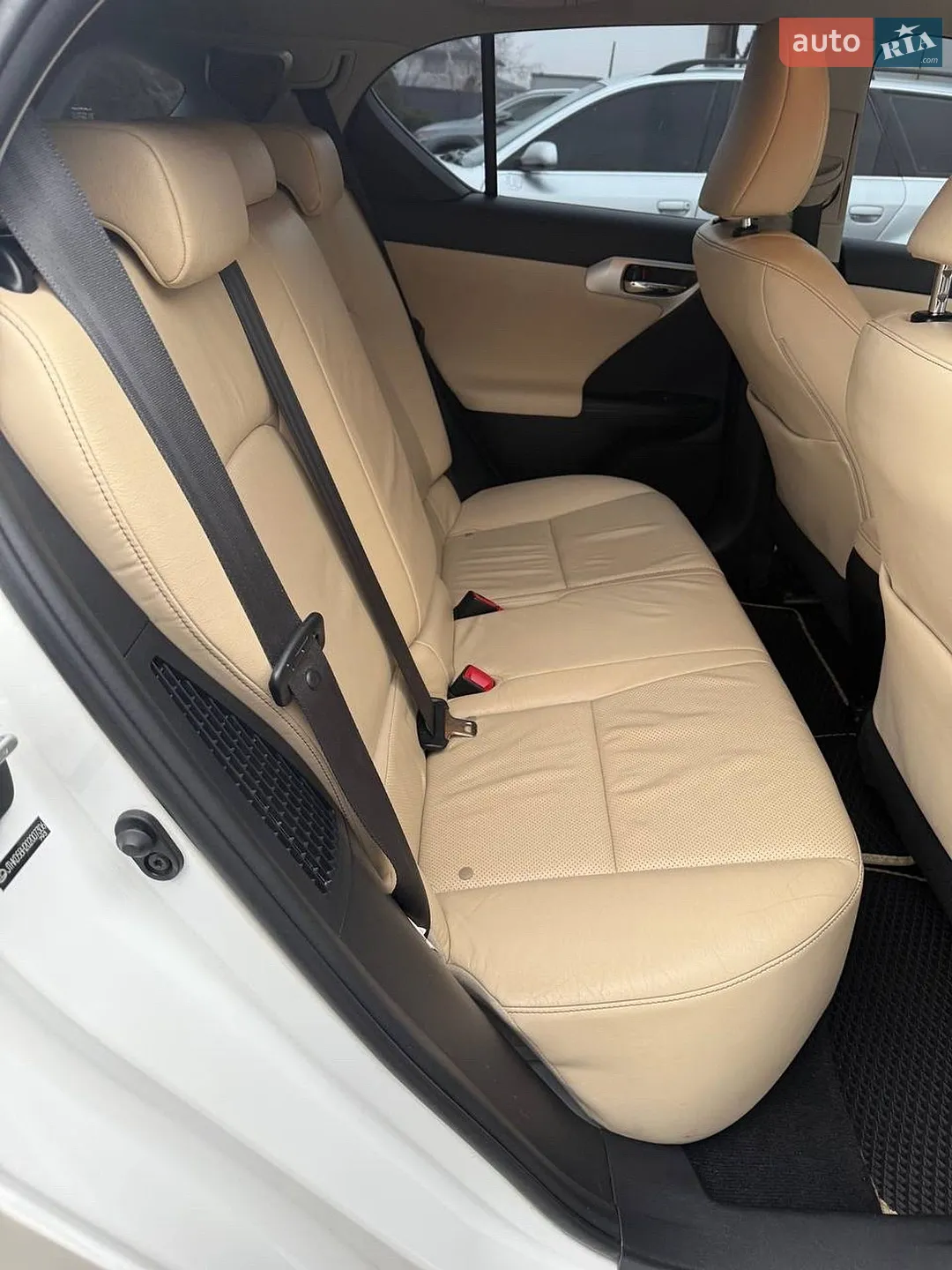 2011 Lexus CT - мініатюра 14