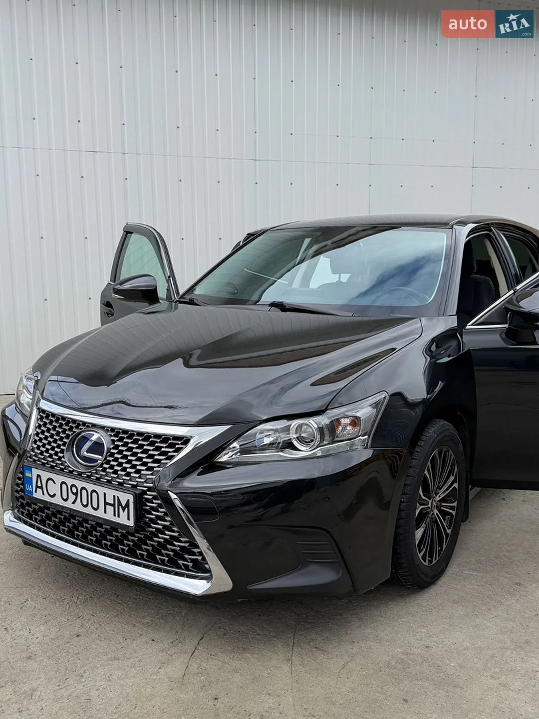 2017 Lexus CT - фото 1