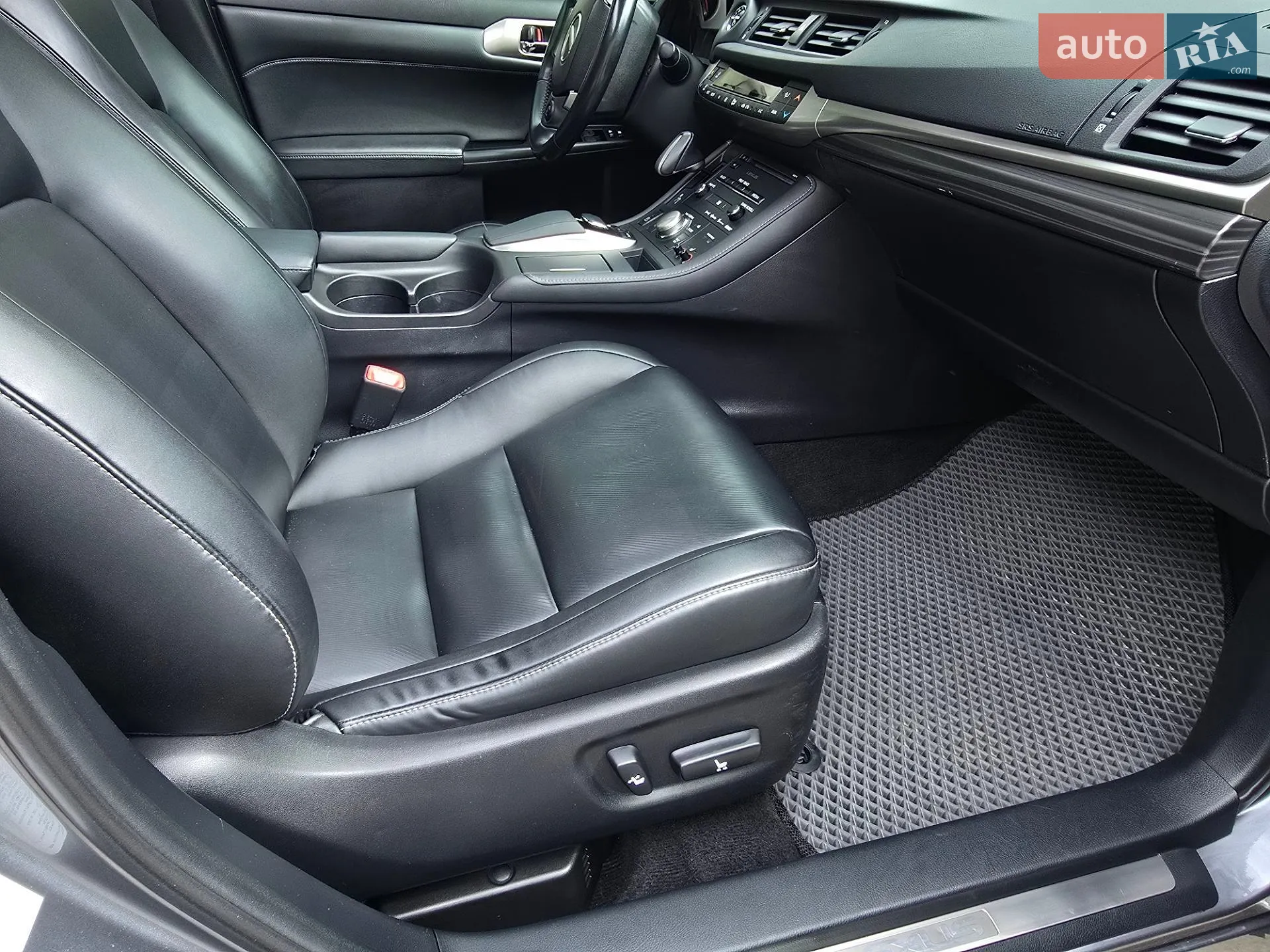 2014 Lexus CT - мініатюра 31