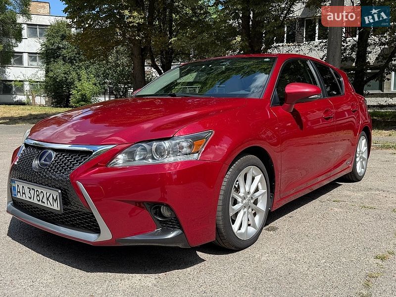 Хэтчбек Lexus CT 2011 в Киеве