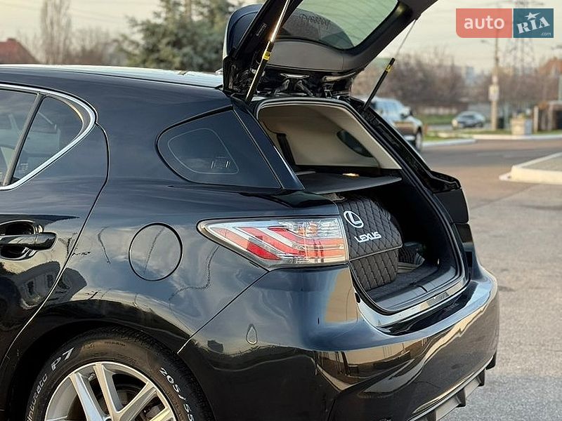 Хэтчбек Lexus CT 2015 в Николаеве фото 8 Хэтчбек Lexus CT 2015 в Николаеве