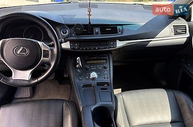 Хэтчбек Lexus CT 2013 в Ужгороде