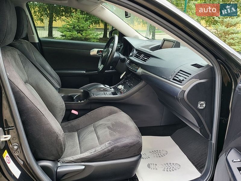 Хэтчбек Lexus CT 2013 в Луцке
